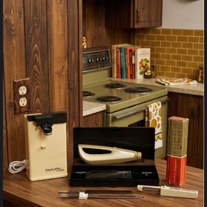 Vintage 1970s-Kitchen Lot-Electric Can Opener-Electric Knife-Veggie Peeler